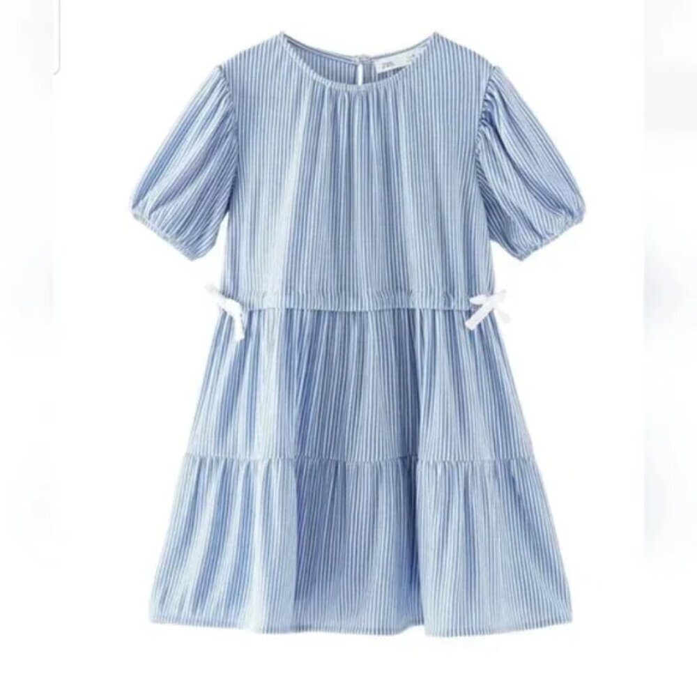 Little girl blue and stripped summer dress size 6 (D1)